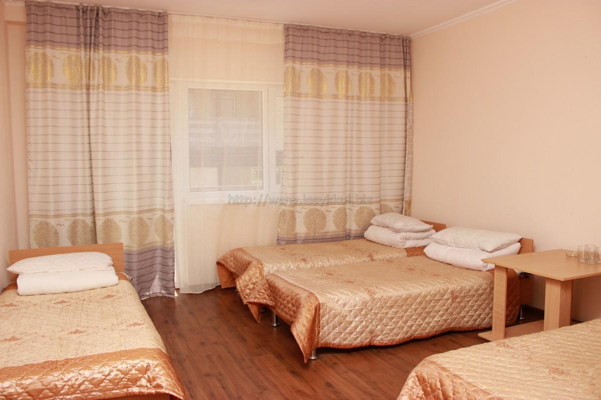בוסטרי Evropa Hotel מראה חיצוני תמונה